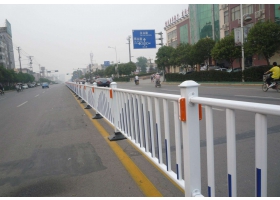 楚雄彝族自治州市政道路护栏工程